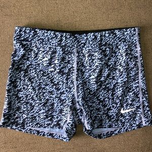 Blue speckled active shorts